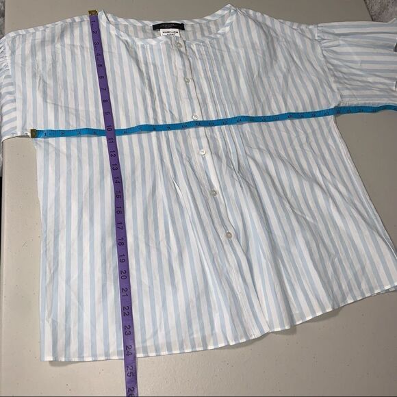 𝅺🆕 Maxmara Weekend Striped Down Button Flutter Sleeve Blouse - Picture 7 of 7